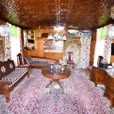 Heritage Shreen Houseboat Srīnagar المظهر الخارجي الصورة