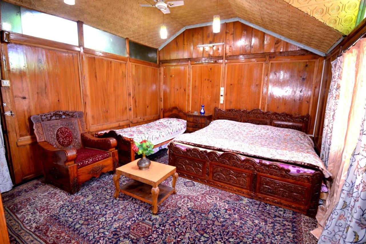 Heritage Shreen Houseboat Srīnagar المظهر الخارجي الصورة