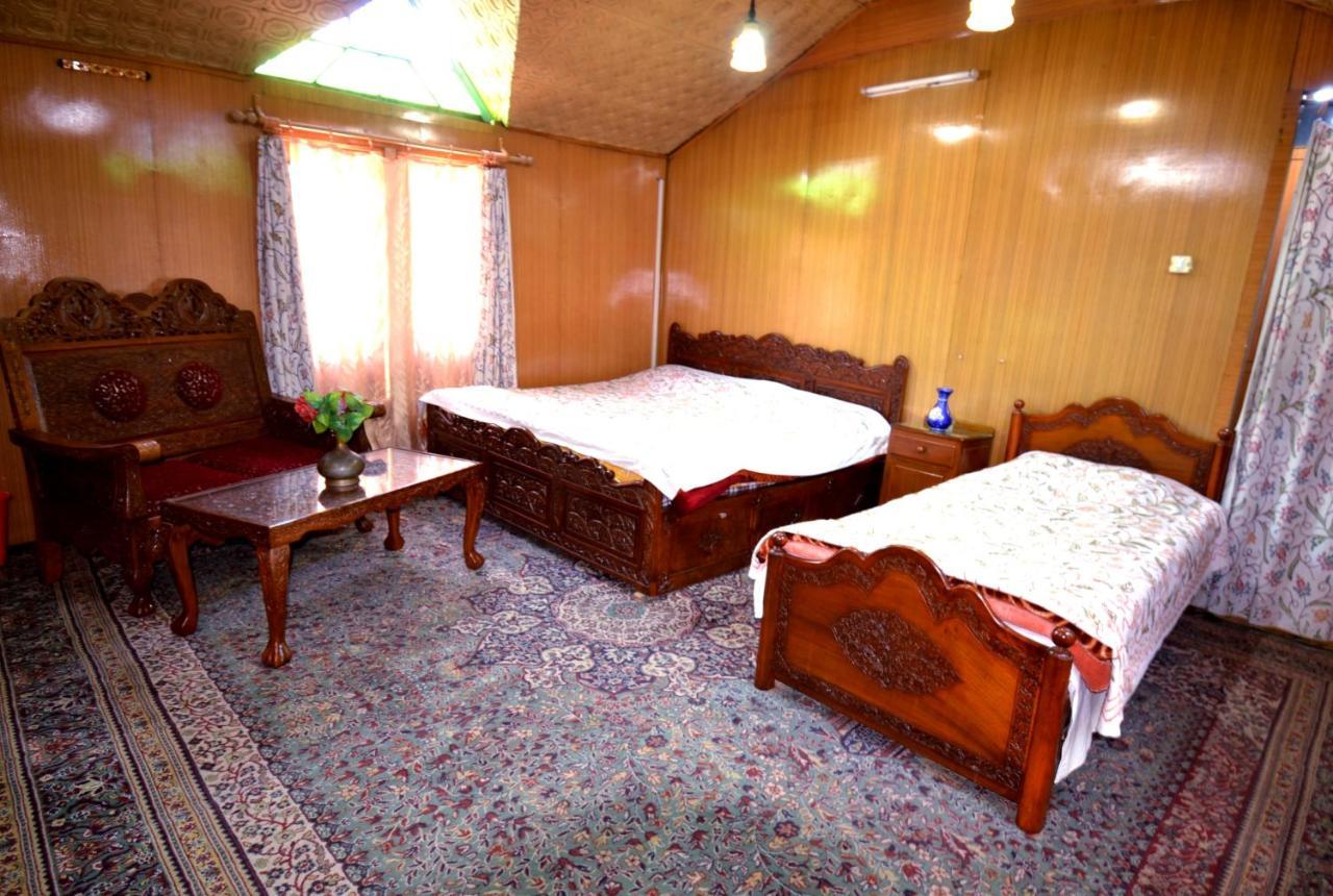 Heritage Shreen Houseboat Srīnagar المظهر الخارجي الصورة